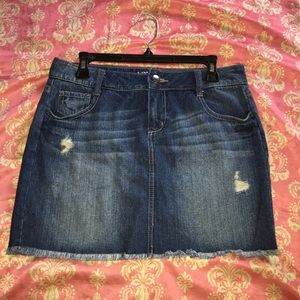 APT. 9 women’s jean skirt